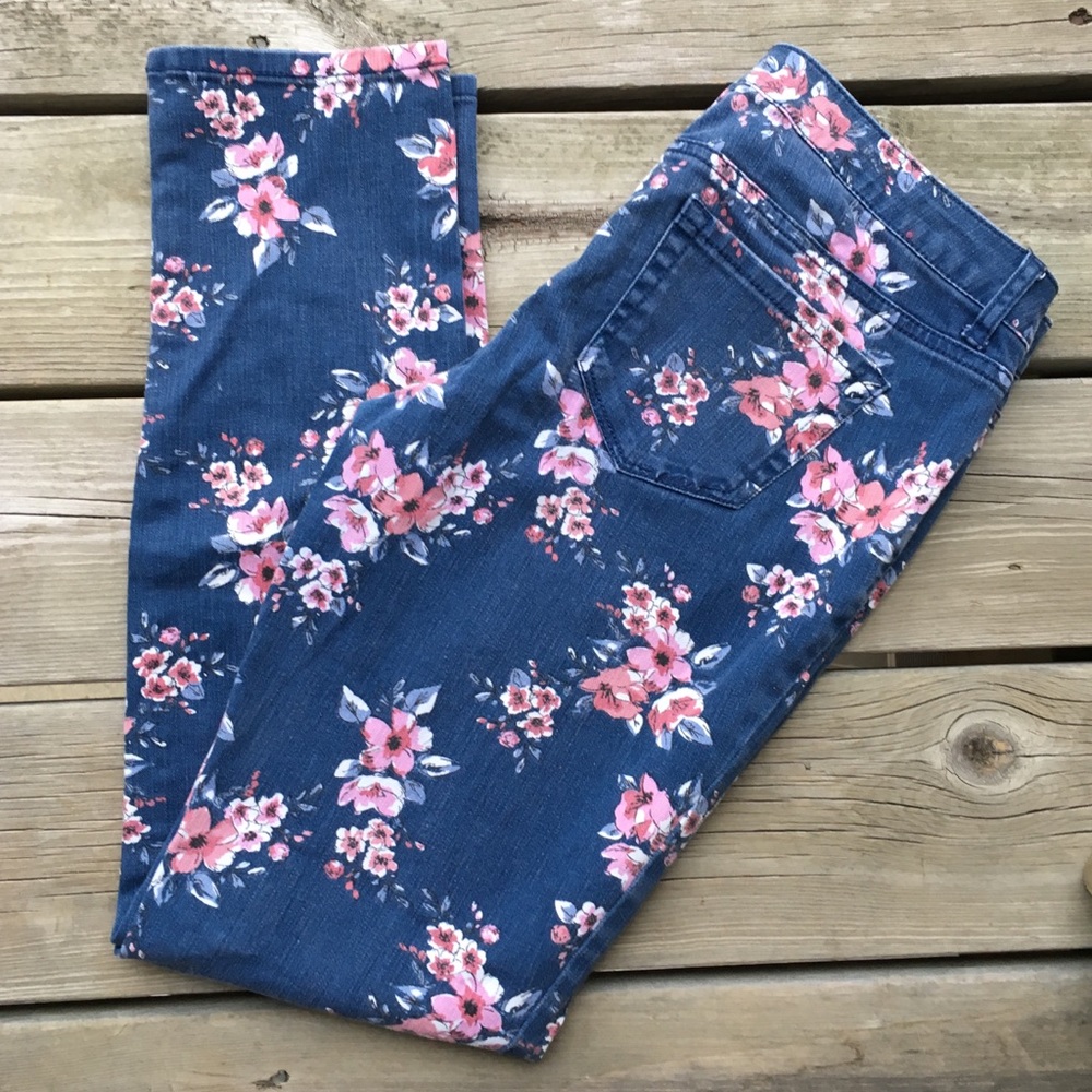 Aeropostale Ashley Ultra Floral Pattern Skinny